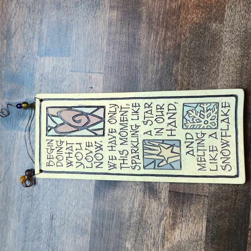 Decorative wall tile